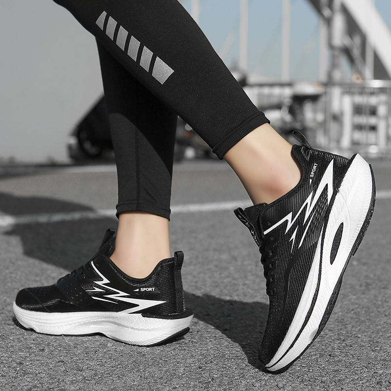 Chaussures pour femmes, basket - Running Gear Shoes avis et prix
