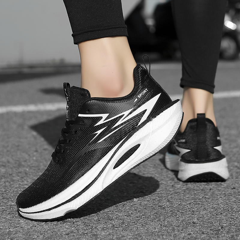 Chaussures pour femmes, basket - Running Gear Shoes avis et prix